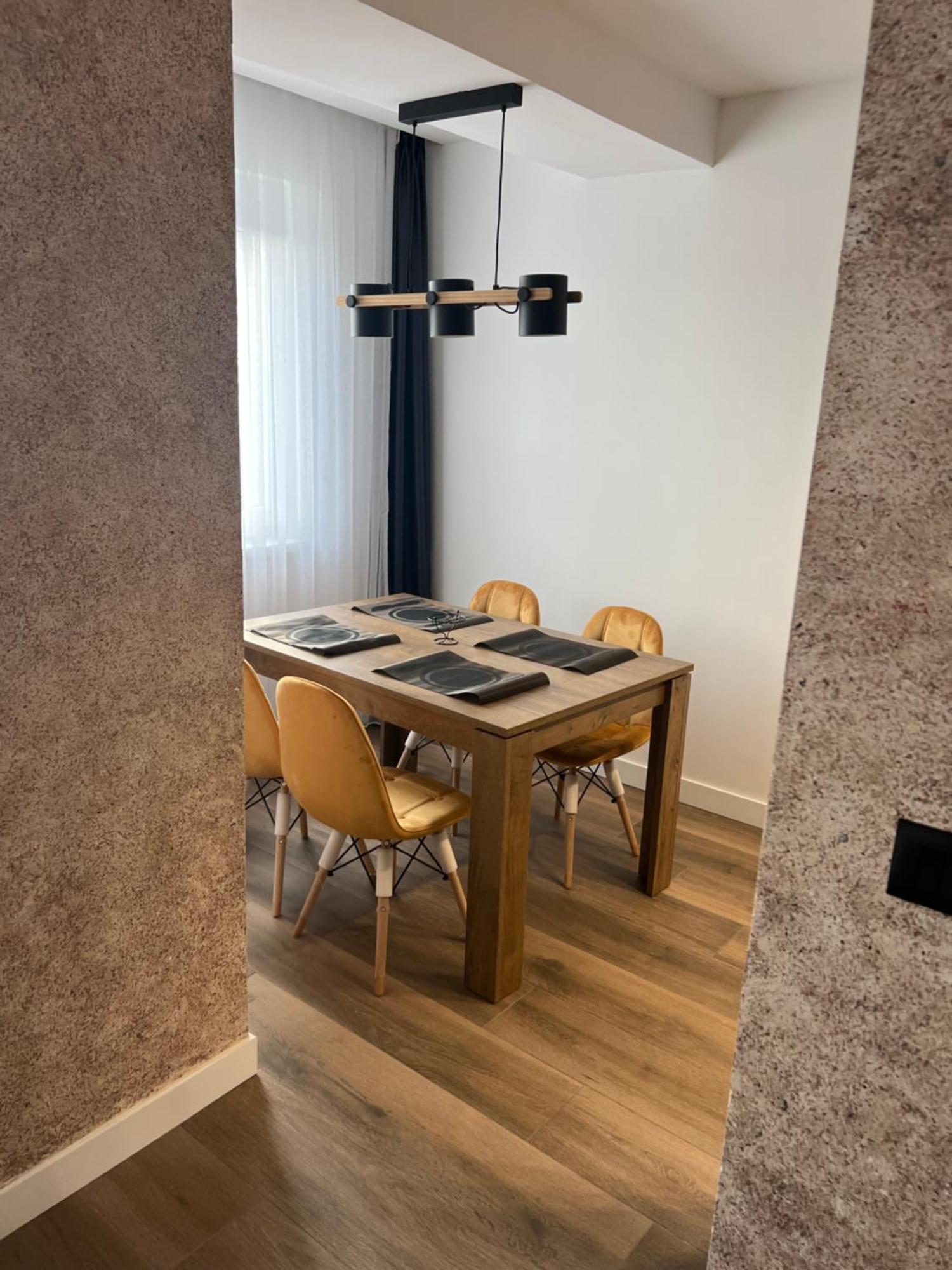 Froa Luxury Apartment Debar Eksteriør billede