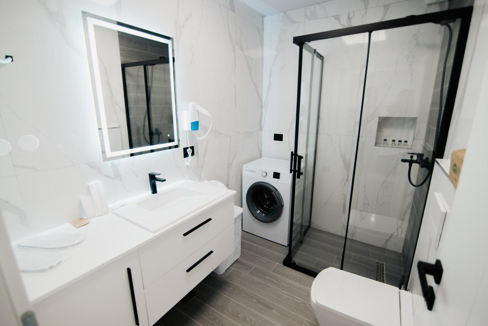 Froa Luxury Apartment Debar Eksteriør billede