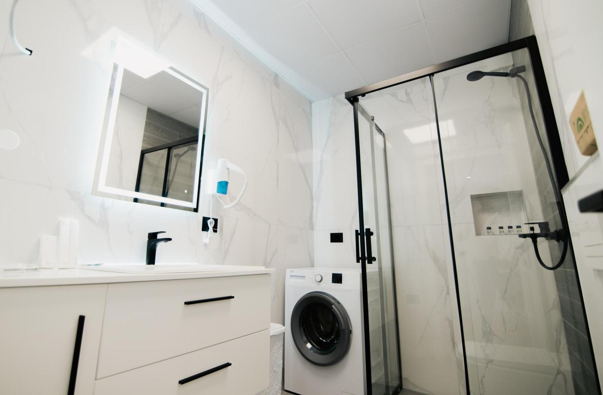 Froa Luxury Apartment Debar Eksteriør billede